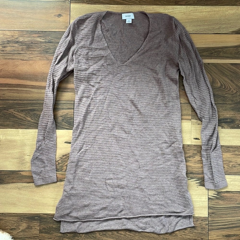 Old Navy mauve sweater